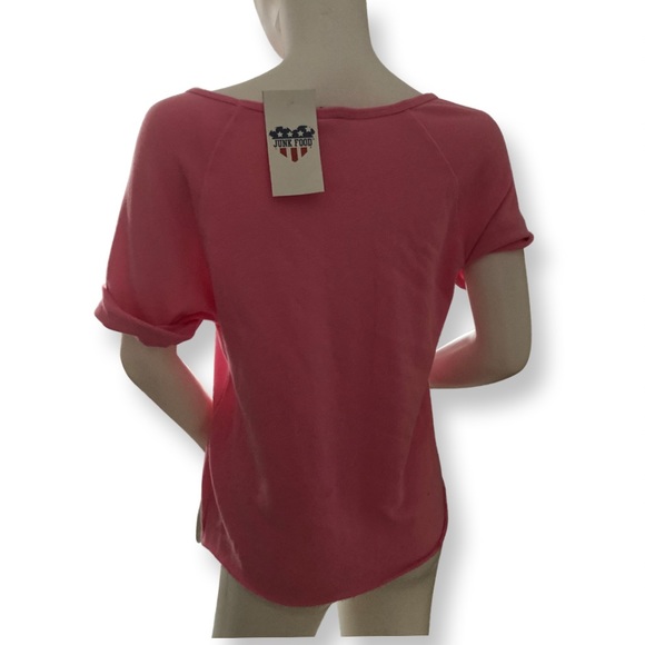 🆕💗JUNKFOOD VINTAGE EDDWIGE SKULL T💗🆕 - Picture 4 of 11